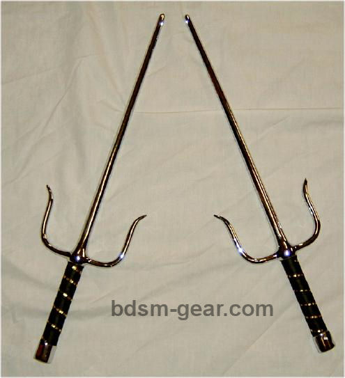 daggers