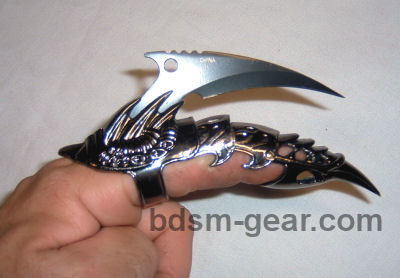 iron claw for knife play