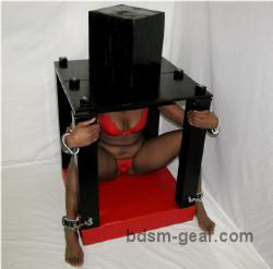 Bondage Box with Head Box