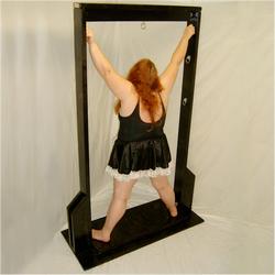 Rectangular bondage frame with tie points for restraint