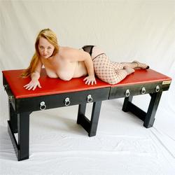 Lightweight BDSM table for portable dungeon setups